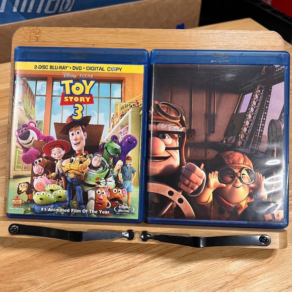 Lot of 2 Blu-ray/DVD Discs Animated Movies Toy Story‎ 3, Up - Picture 1 of 4